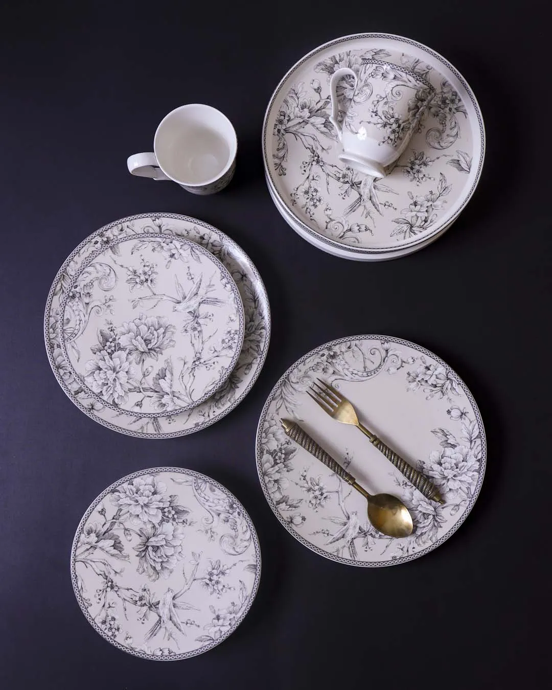 Adelaide Antique White Kaden Dinner Plate - Set of 4