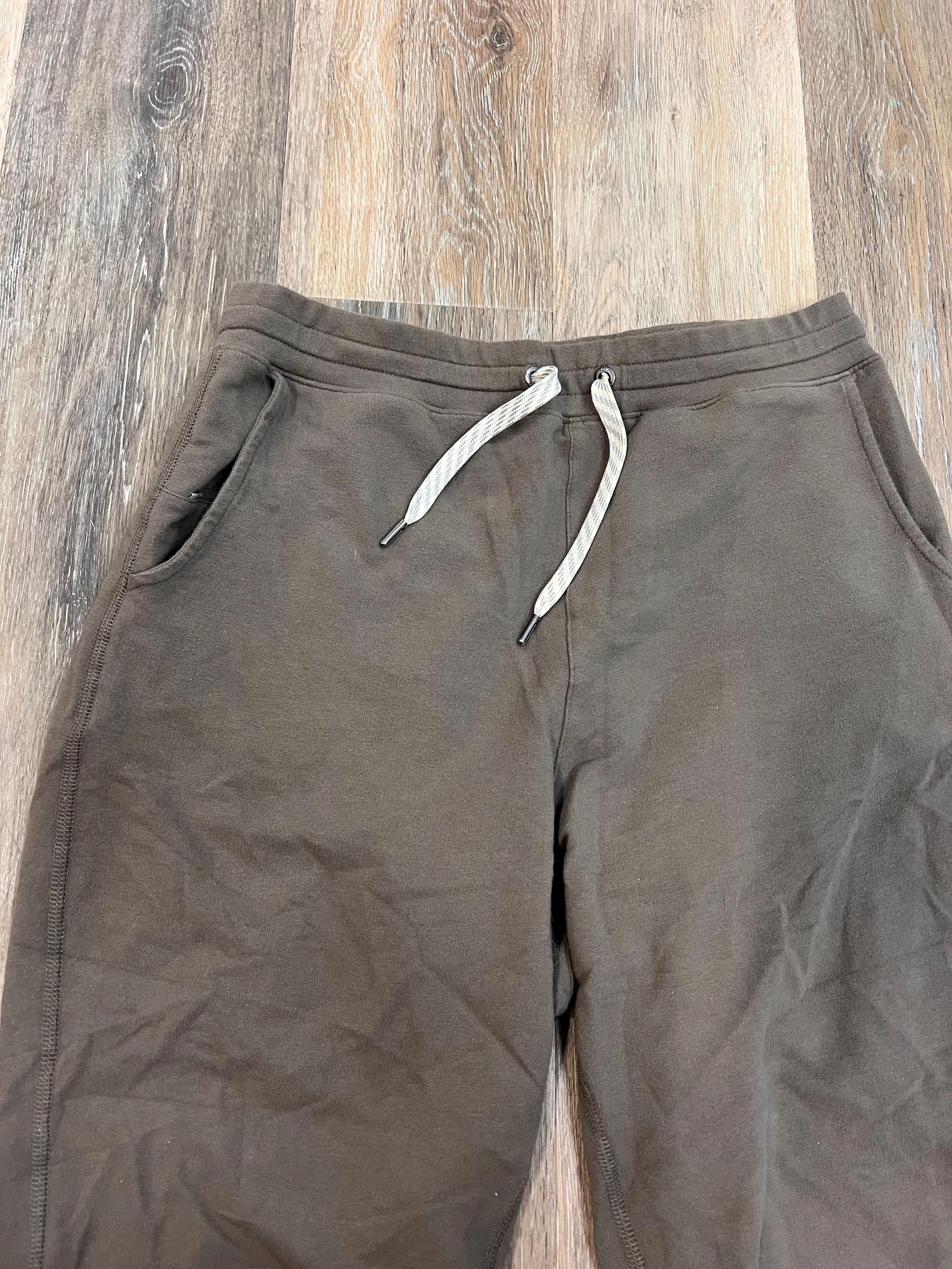 Athletic Pants By Vuori In Brown, Size: S