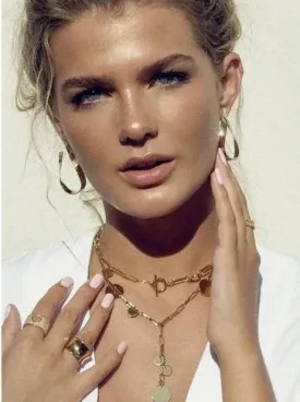 Bella Toggle Choker