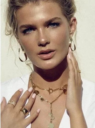 Bella Toggle Choker