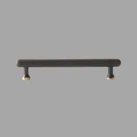 Berdo Knob & Pull Bar