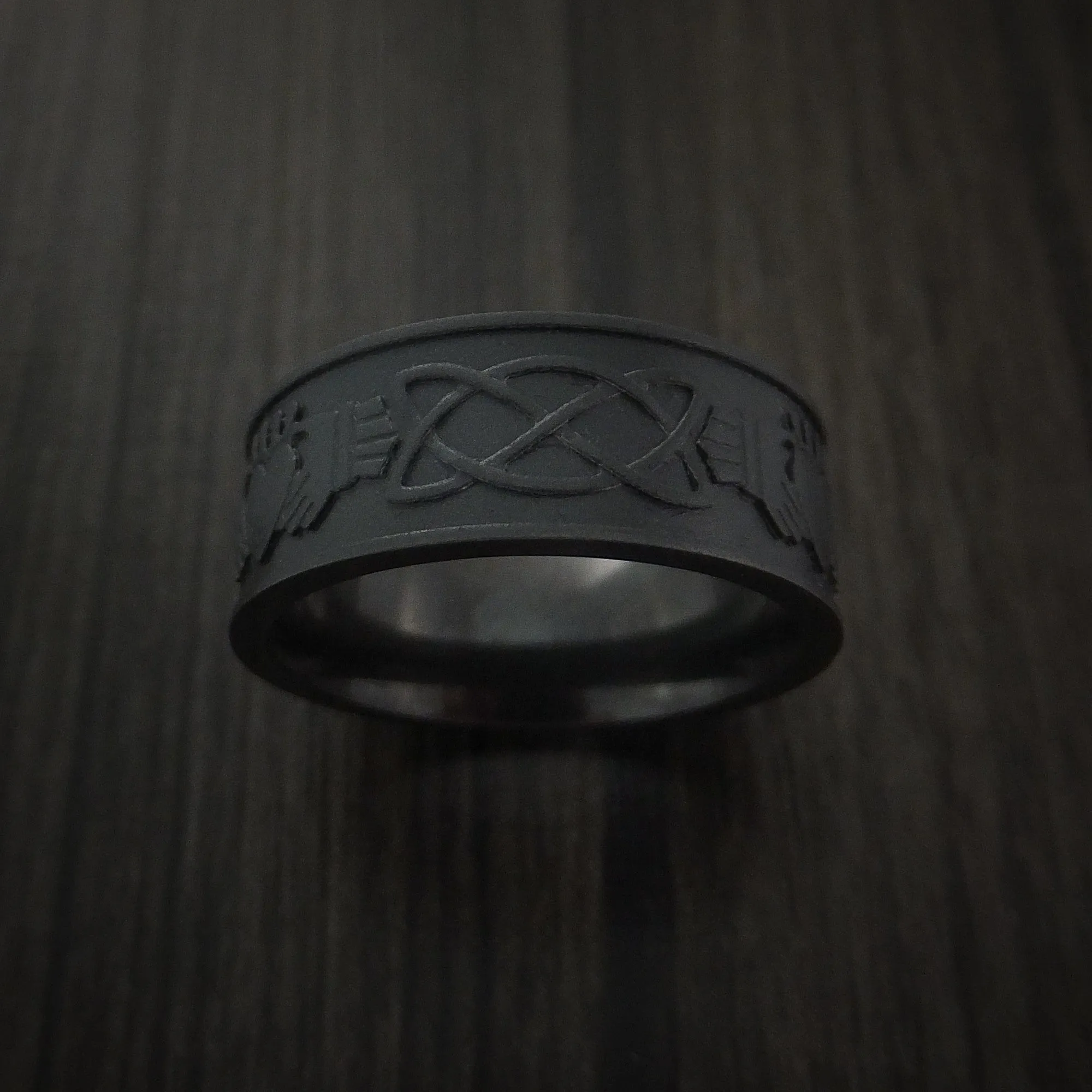 Black Titanium Celtic Irish Claddagh Men's Ring Hands Clasping Heart Band Carved