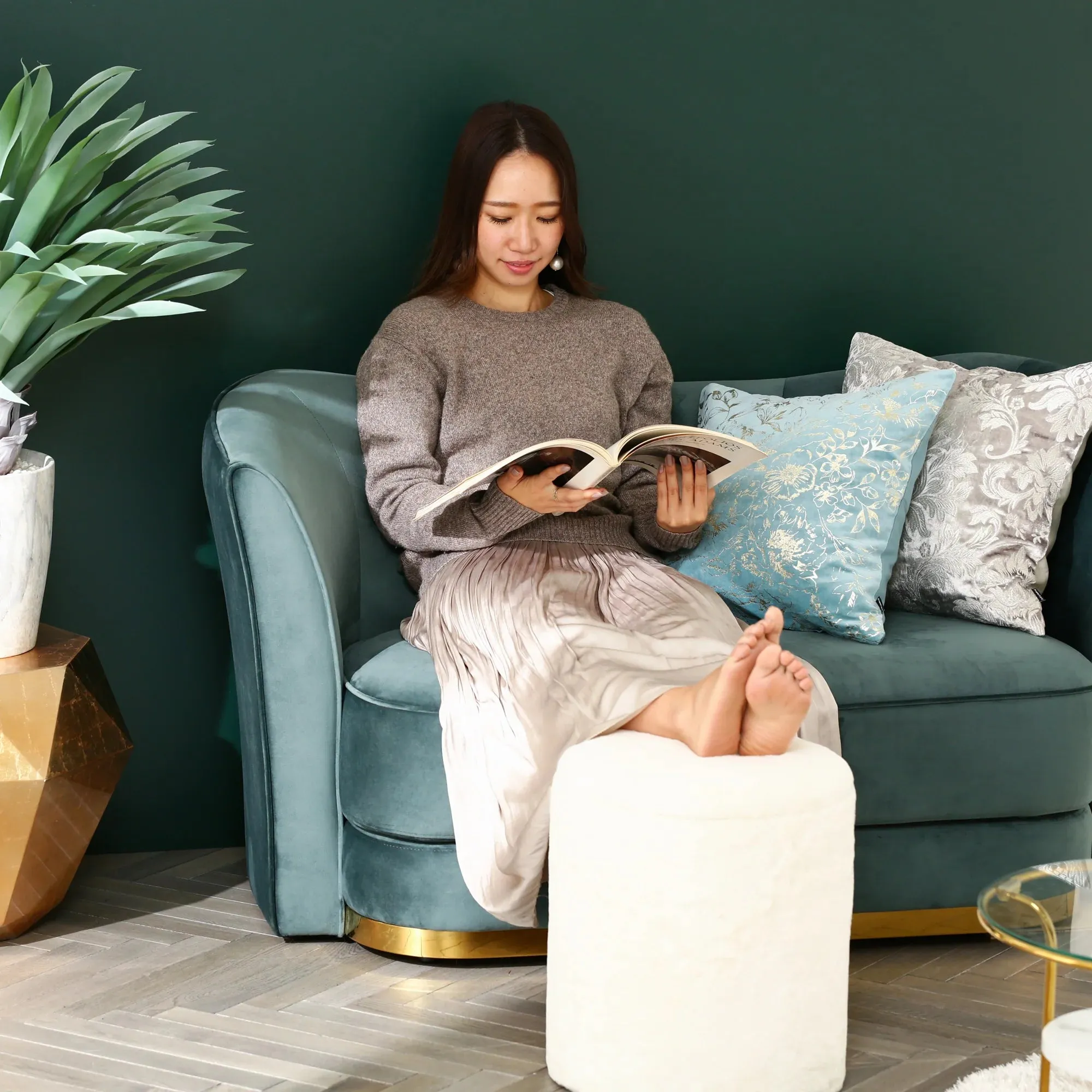 Chantilly Stool Gray (W350 × D350 × H410)