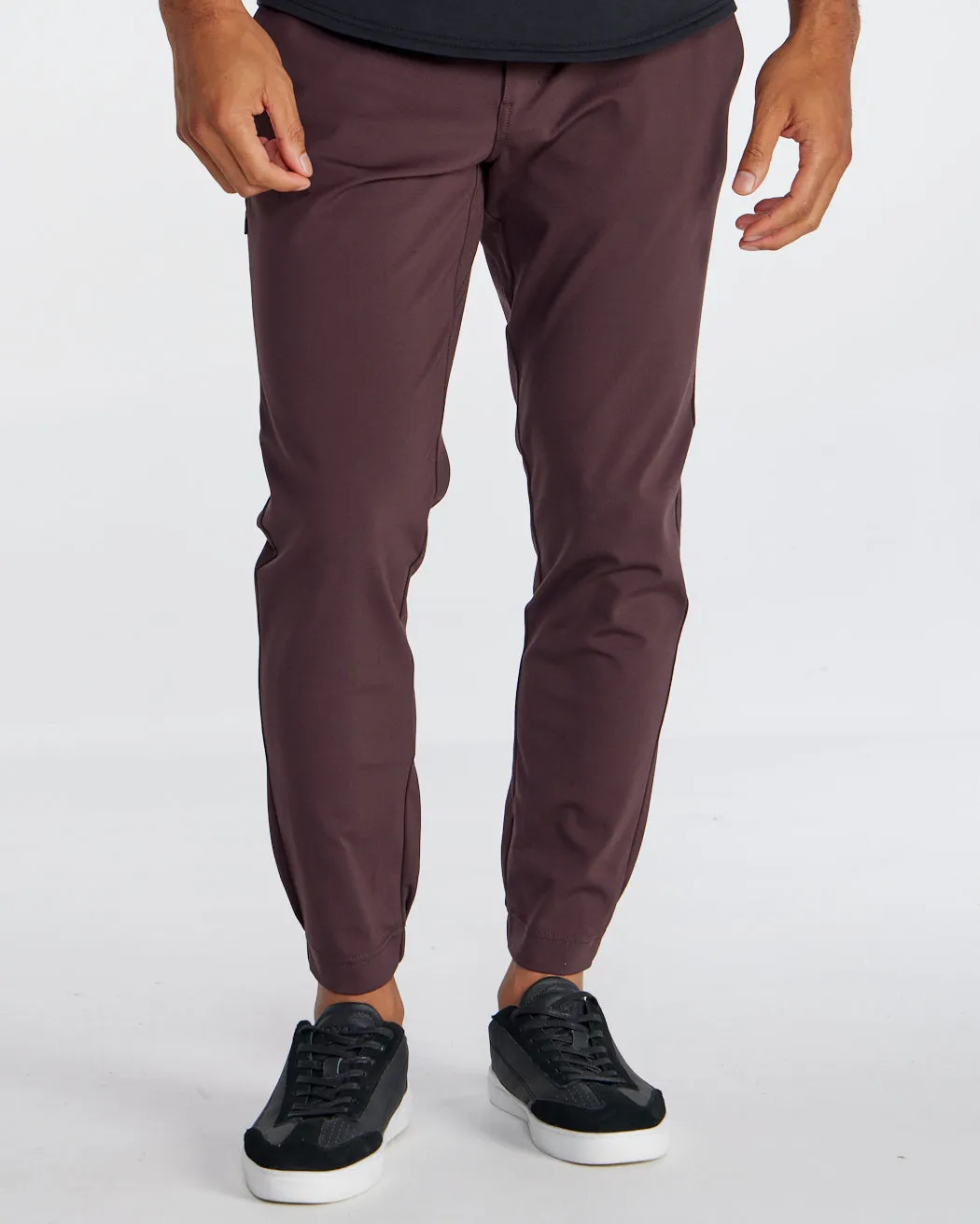 Everyday Jogger Pant <!-- Size 31 -->