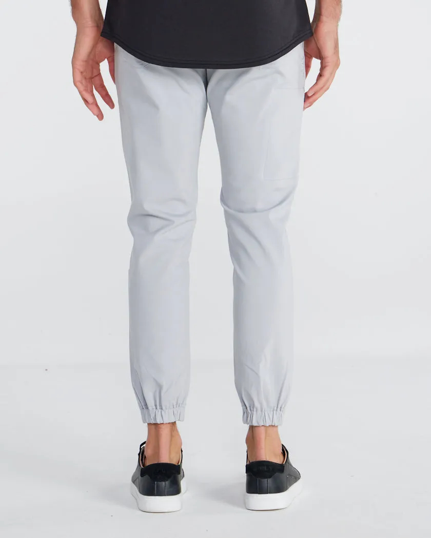 Everyday Jogger Pant <!-- Size 31 -->