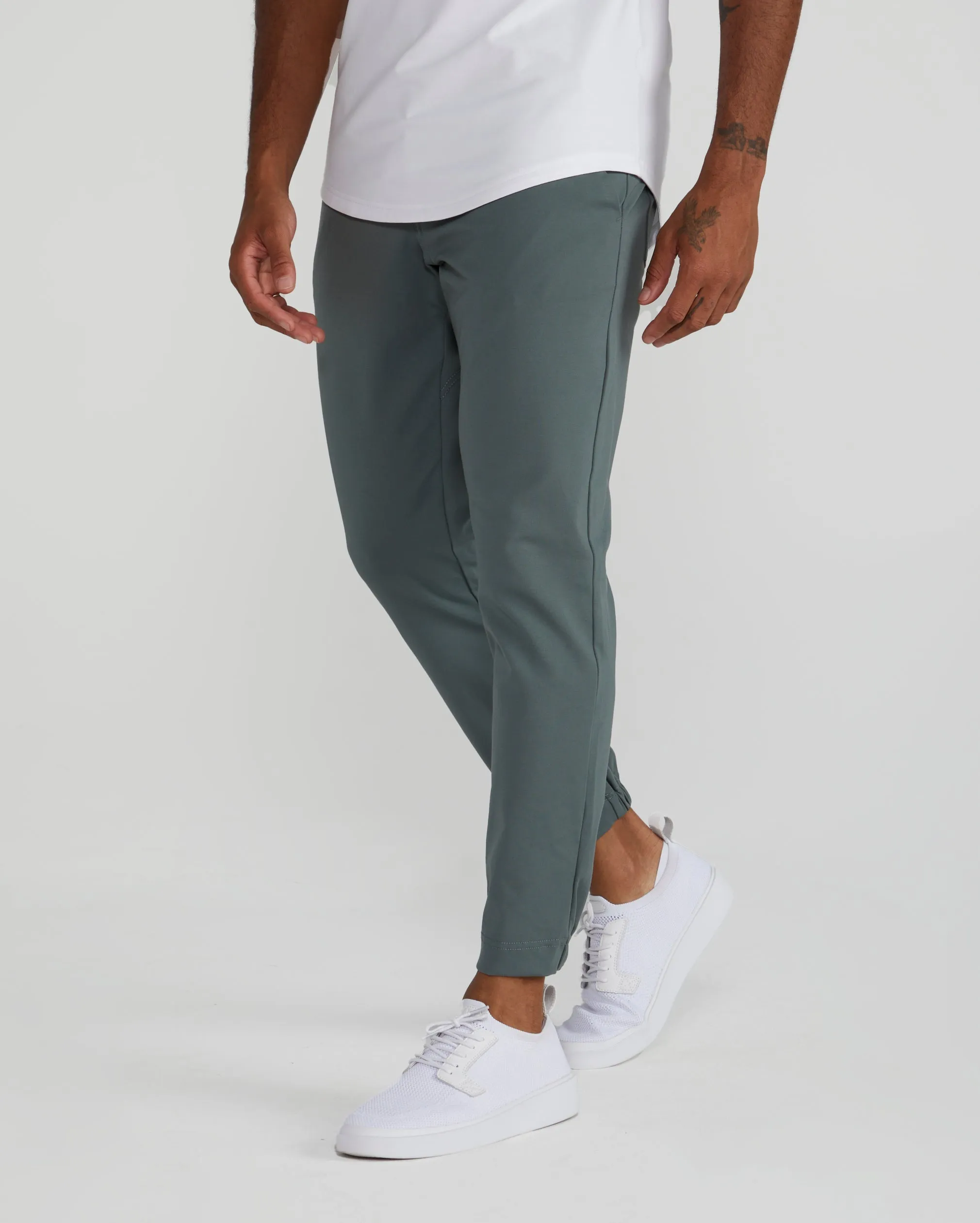 Everyday Jogger Pant <!-- Size 31 -->