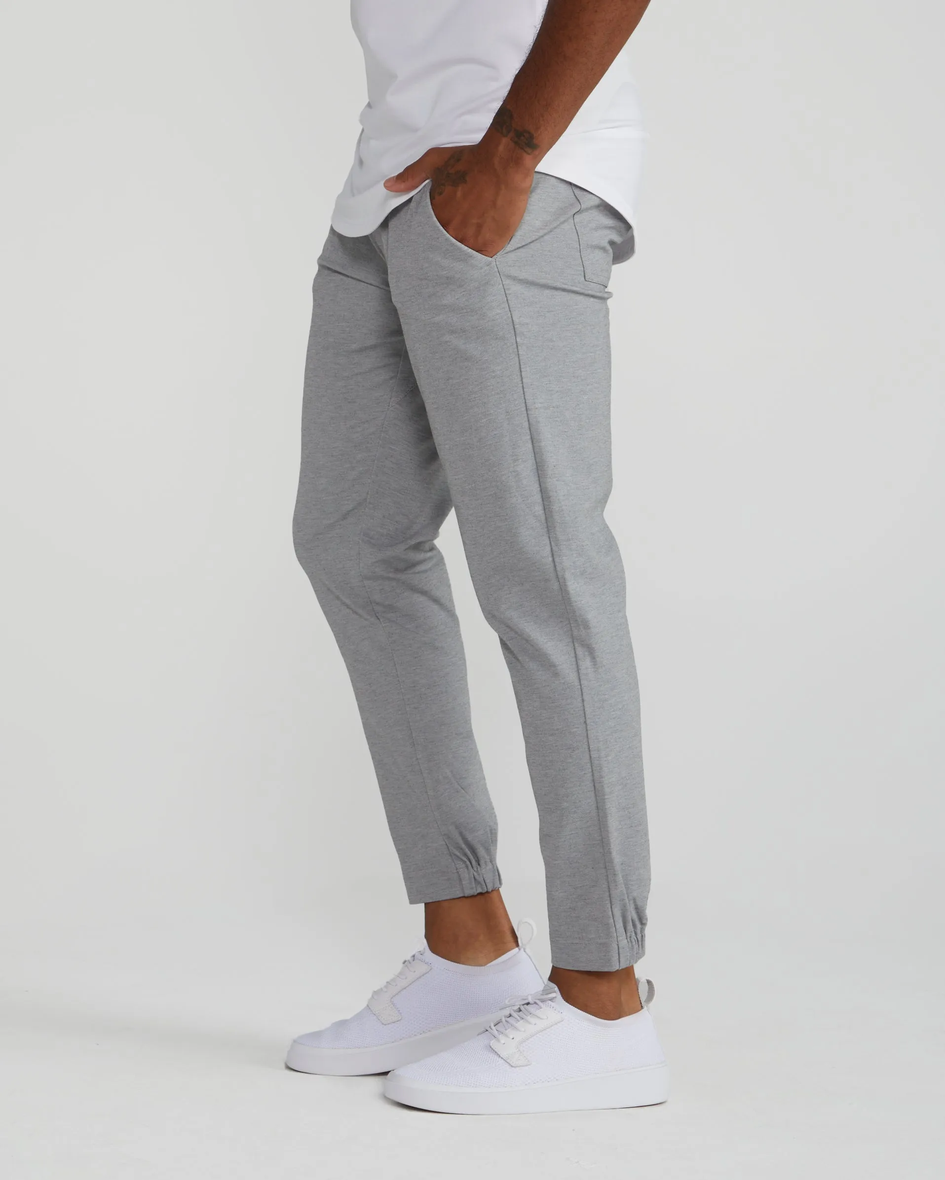 Everyday Jogger Pant <!-- Size 31 -->