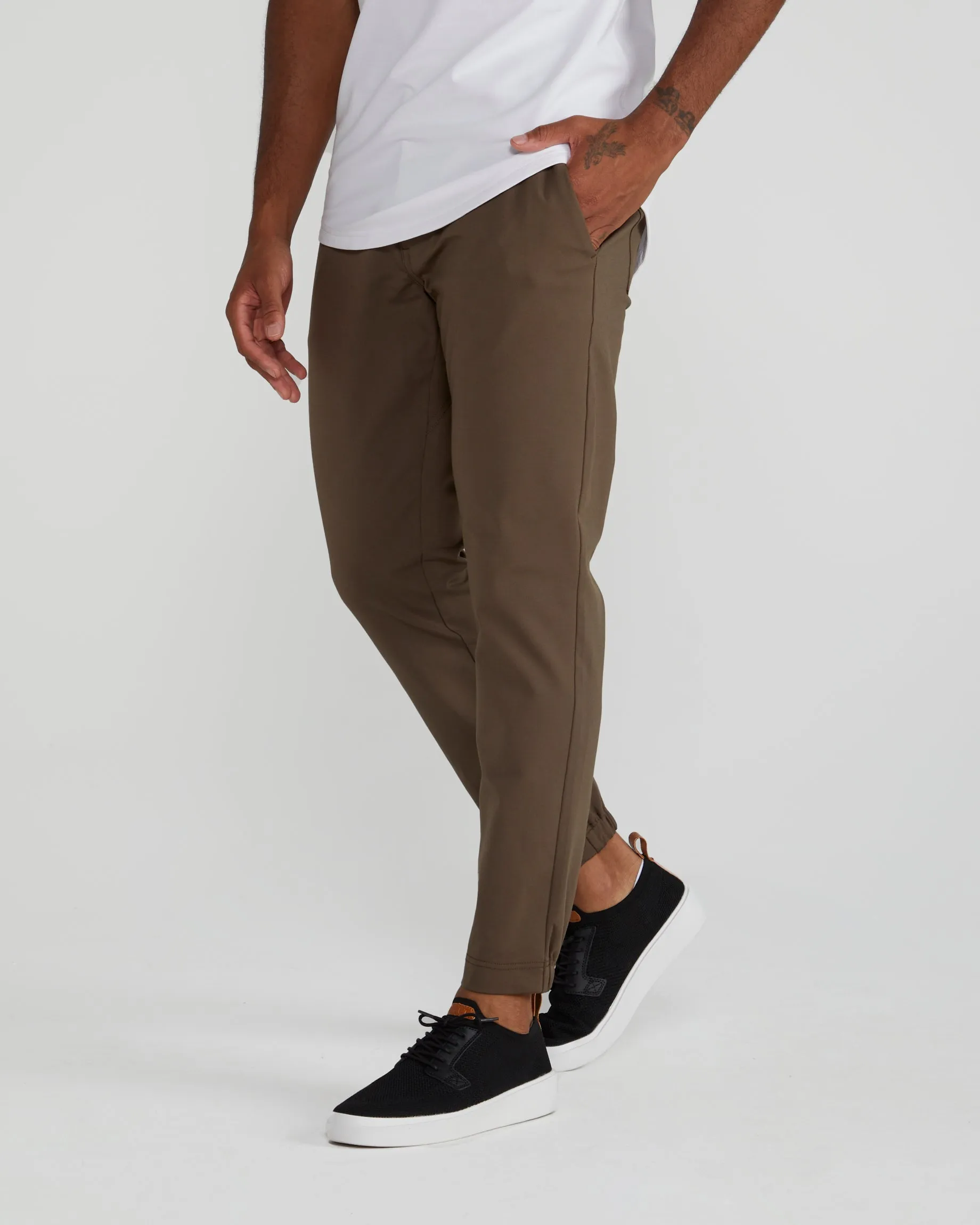 Everyday Jogger Pant <!-- Size 31 -->