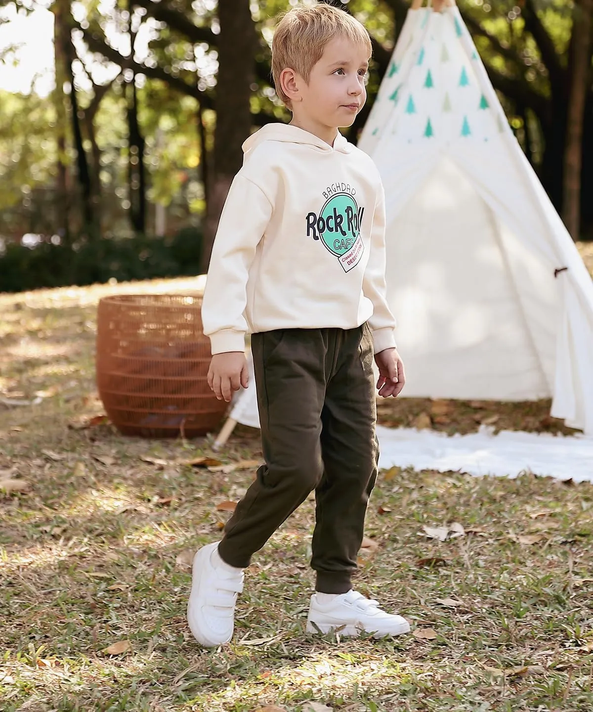 GFQLONG Toddler Boys 2 Pack Cotton Active Jogger Sweatpants,Kids Casual Athletic Solid Pocket Pull On Pants