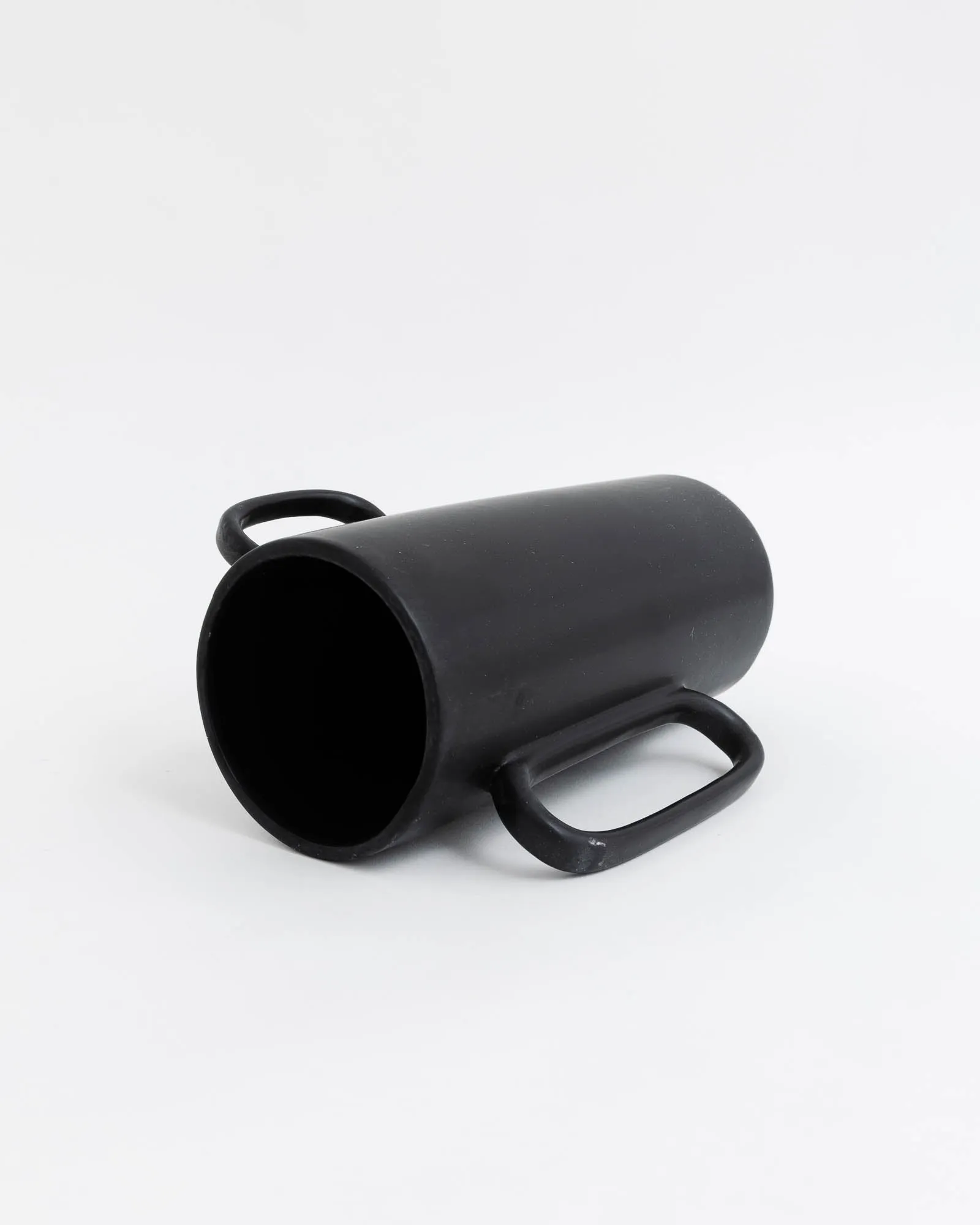 Kado Asymmetrical Vase