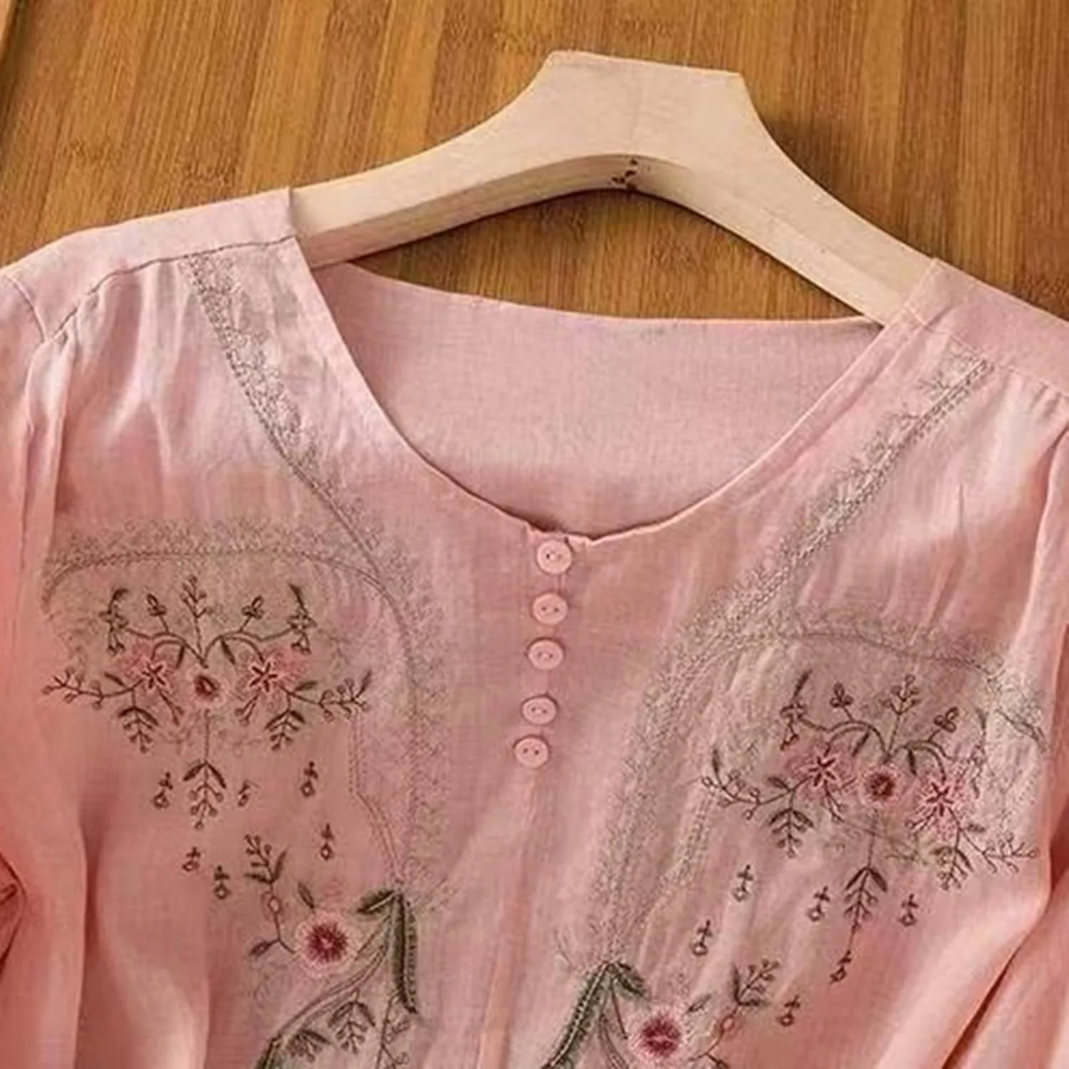 Linen Shirt for Women 3/4 Sleeve Linen Blouses Loose Fit Embroidery Cotton Tops