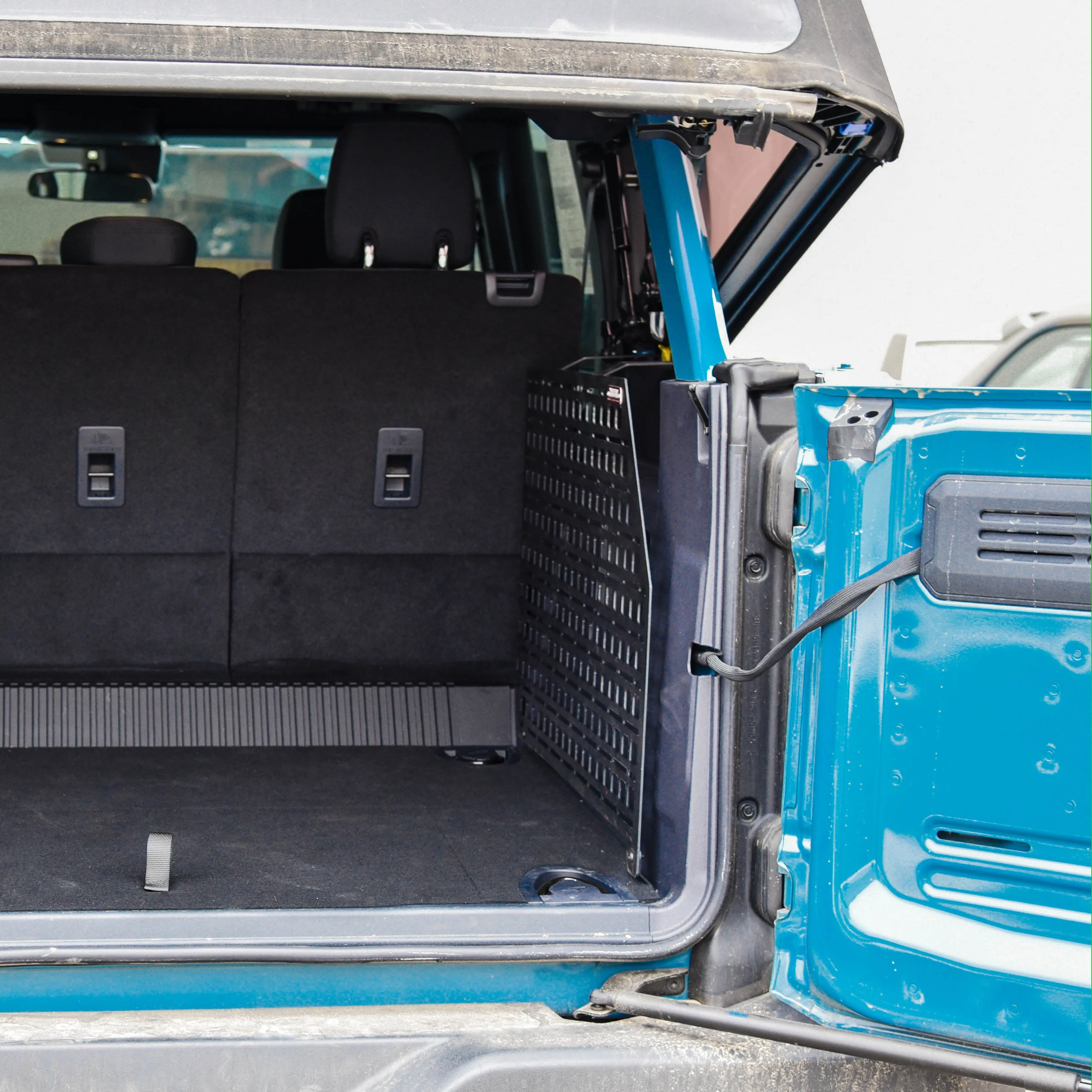 MOLLE Compatible Cargo Panel - Large Driver/Passenger Single | Ford Bronco 4dr (2021 )