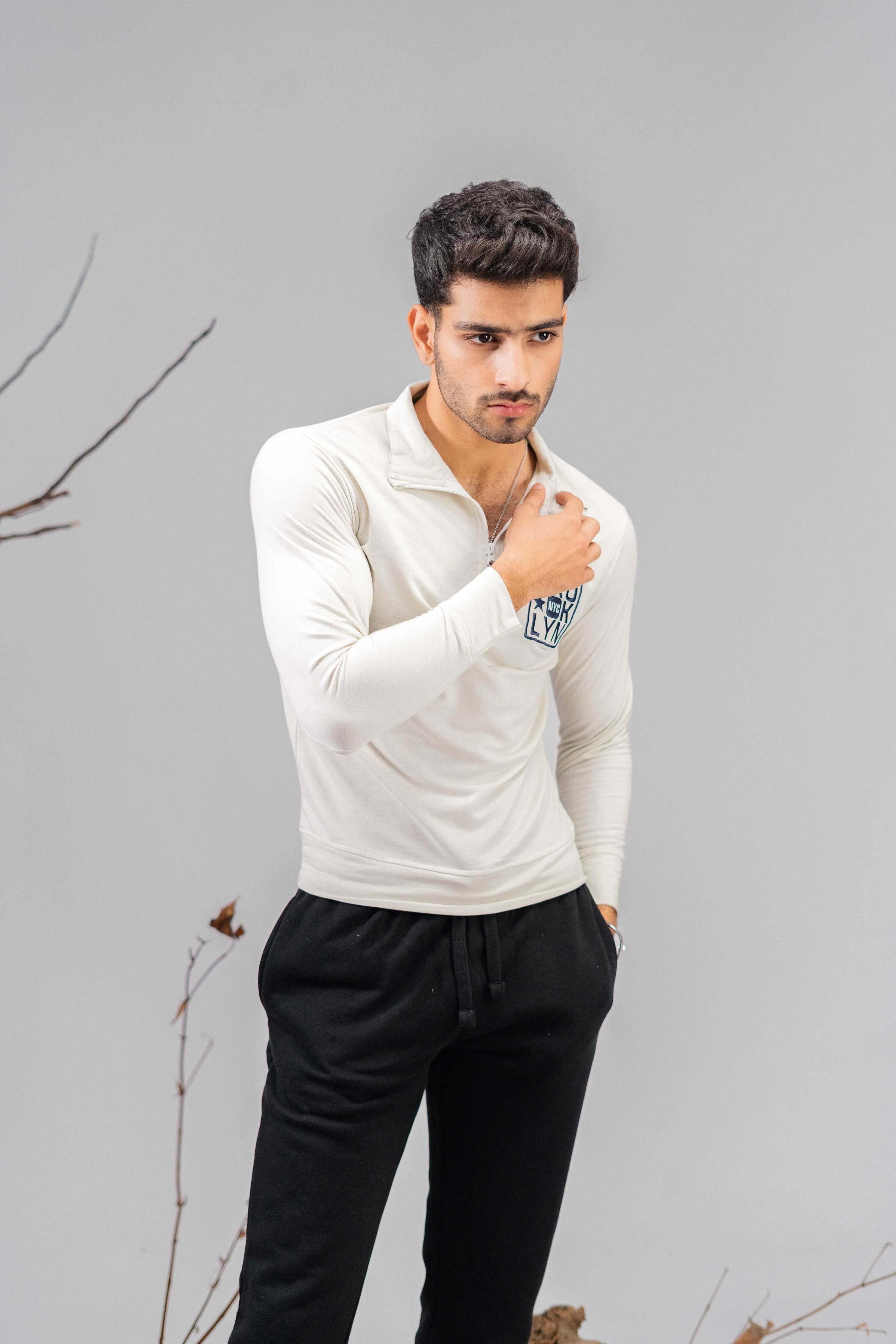 Polo Republica Men's Quarter Zipper Brooklyn NYC Embroidered Terry Sweat Shirt