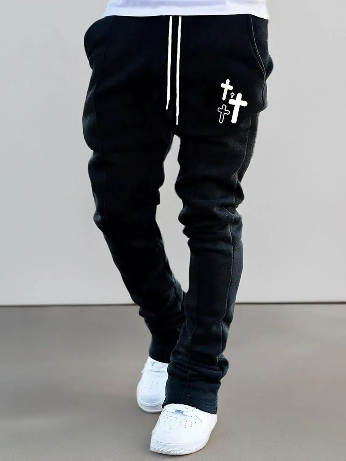 WDIRARA Men's Graphic Printed Stacked Sweatpants Flared Leg Y2K Drawstring Waisted Casual Jogger Pants with Pockets